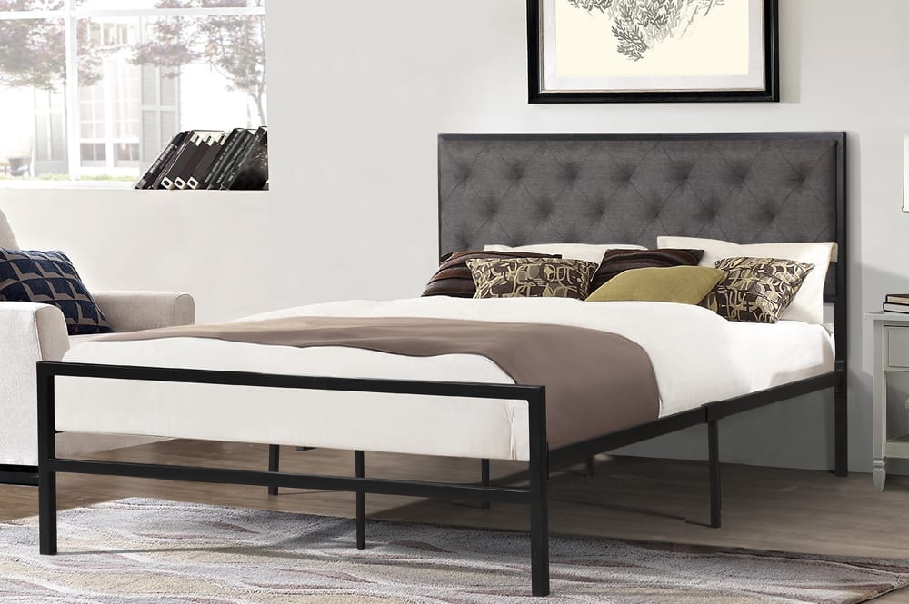 Tidy Platform Bed